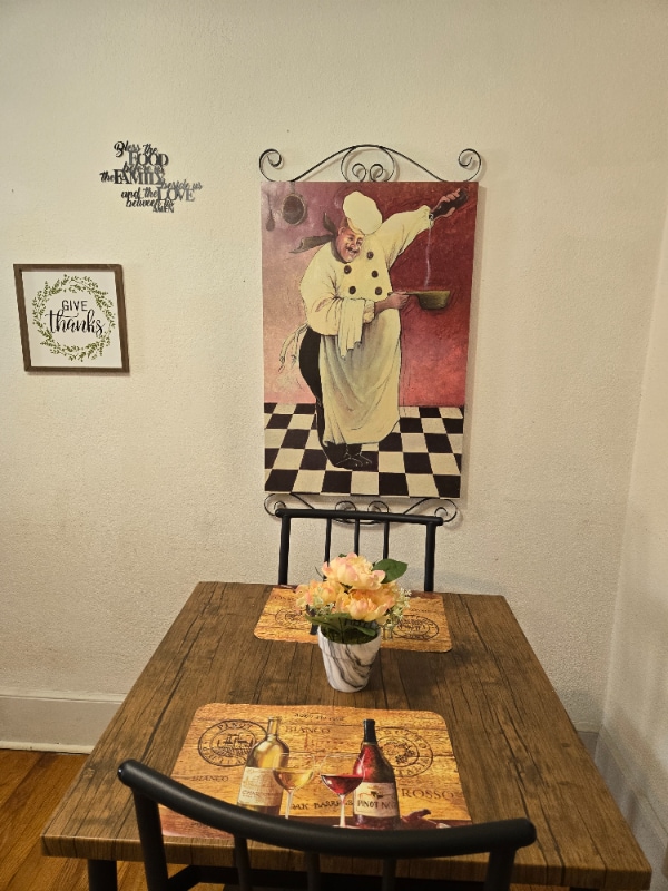 Building Photo - 2215 Marion St