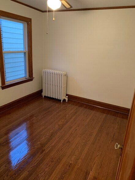 1st Bedroom - 5115 W Schubert Ave