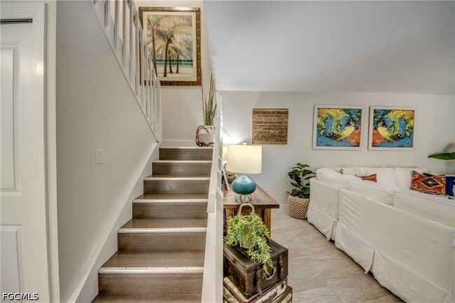 Building Photo - 5213 Cedarbend Dr