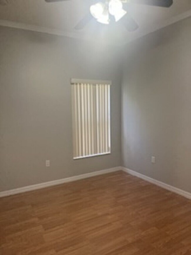 Building Photo - Kissimmee Home