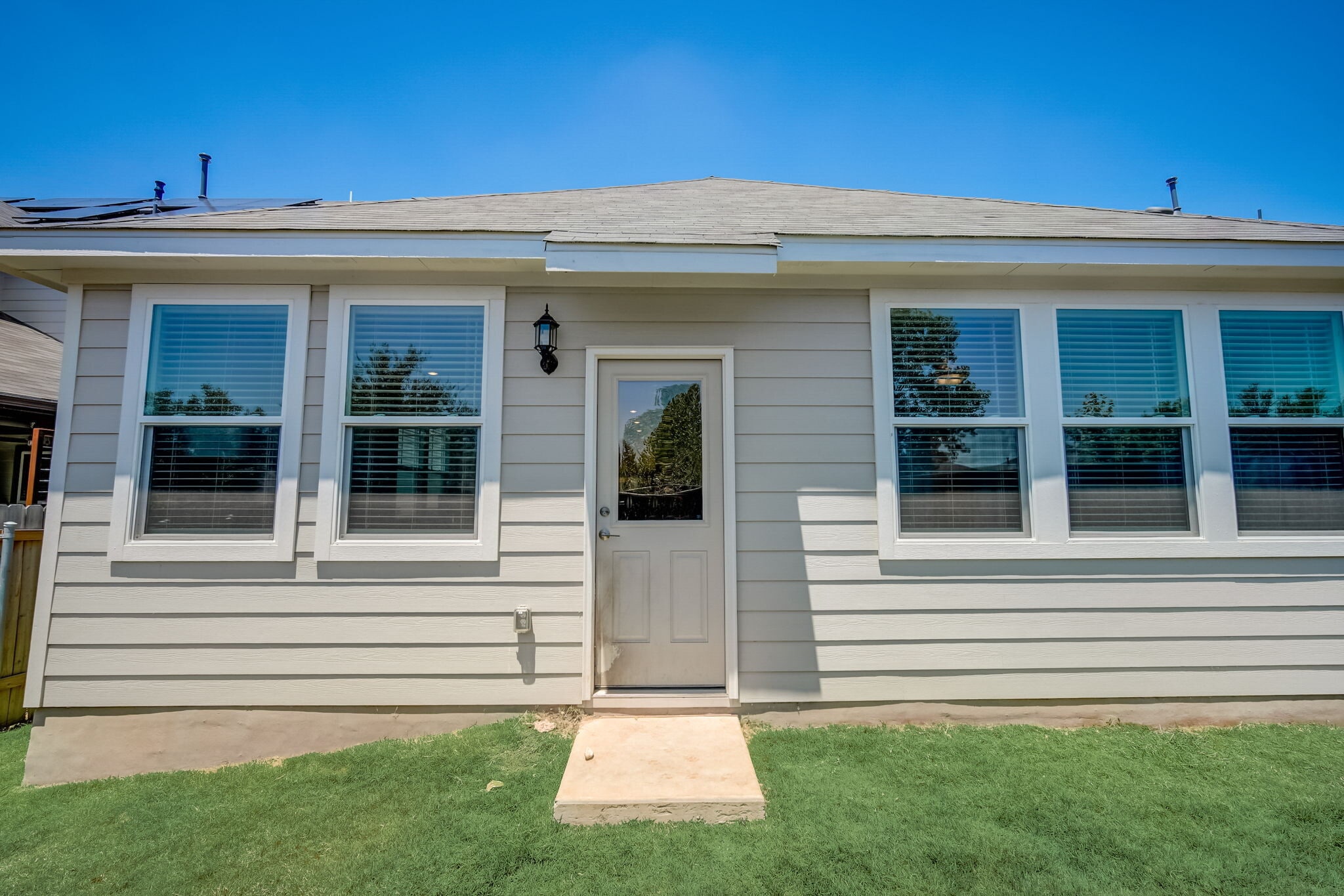 Building Photo - 5407 Jason Dr