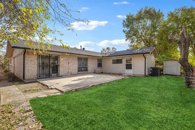 Building Photo - 1105 Lawson Dr