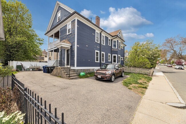 Building Photo - 248 Roslindale Ave