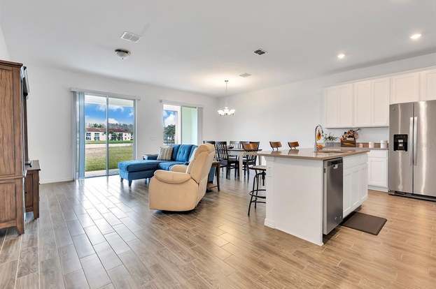 Building Photo - 15691 Willow Arbor Cir
