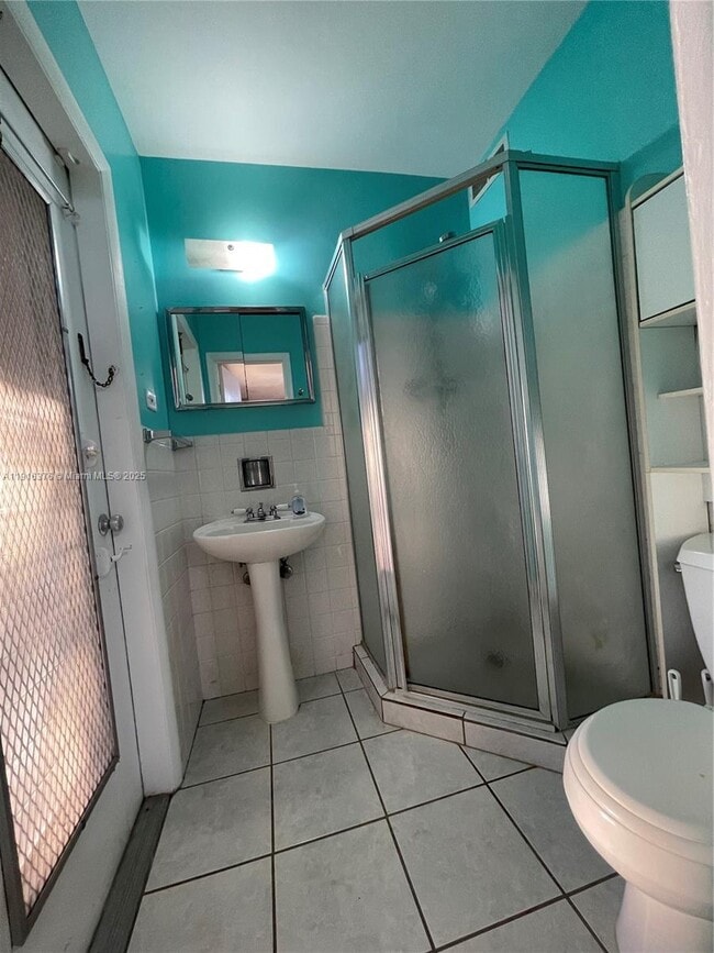 Building Photo - 19700 Whispering Pines Rd