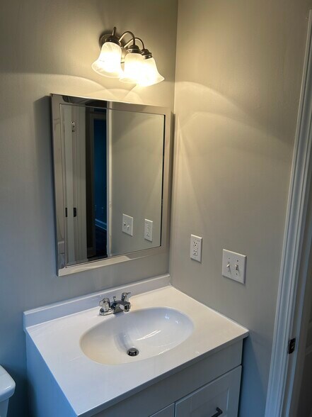 Building Photo - 272 Buena Vista Ct