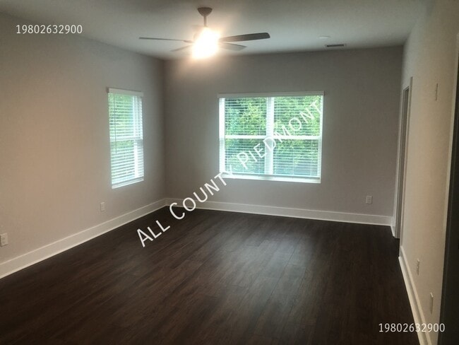 Building Photo - 3217 Credenza Rd