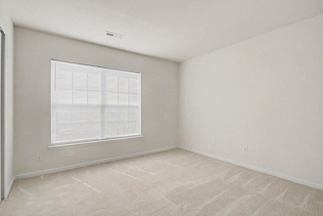 Building Photo - 354 Canaan Cir