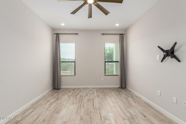 Building Photo - 17719 N 50th Way
