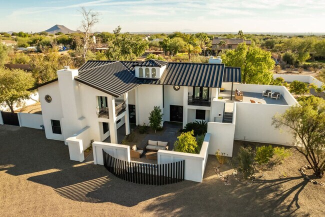 Building Photo - 12935 E Gold Dust Ave