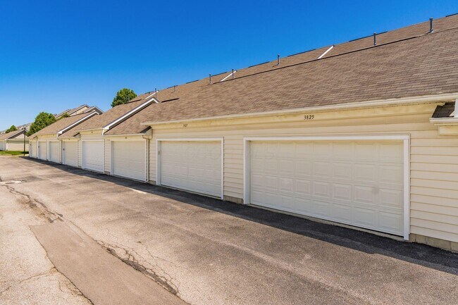 Building Photo - 3825 Preserve Crossing Blvd