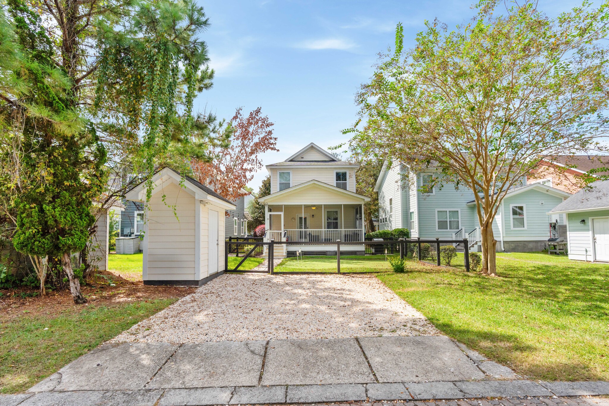 Building Photo - 5199 Celtic Dr