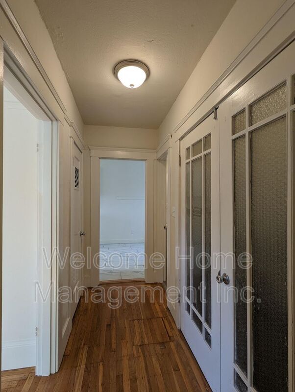 Building Photo - 1930 California St