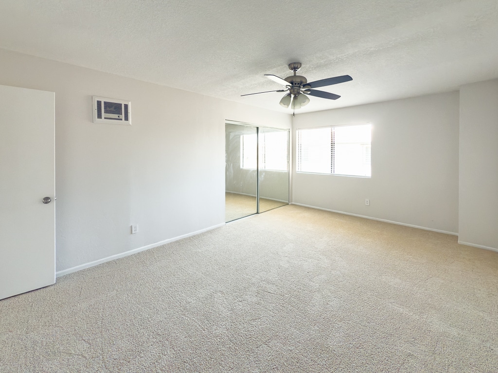 Building Photo - 4243 Tiberon Dr