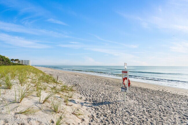 Building Photo - 1125 Jimmy Buffett Mem Hwy