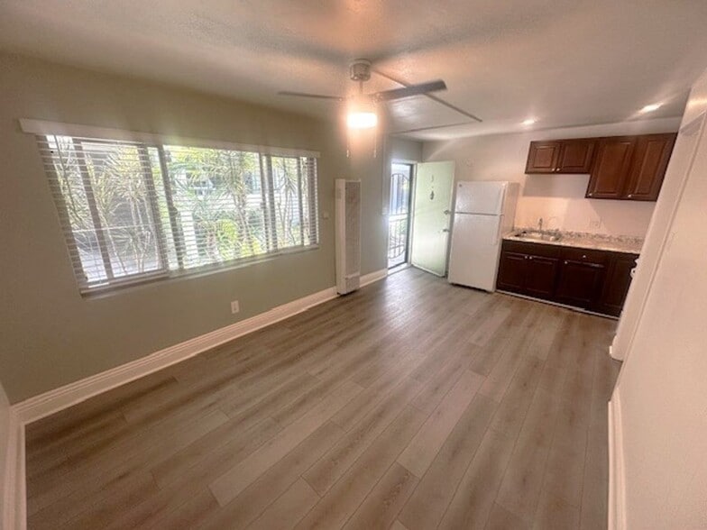 Interior Photo - Redwood Terrace