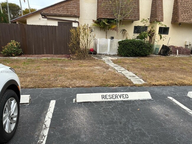 Building Photo - 2963 Genoa Pl