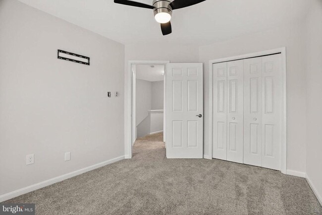 Building Photo - 8772 Manahan Dr