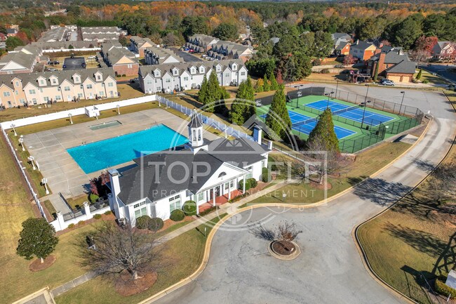 Building Photo - 127 Tara Blvd