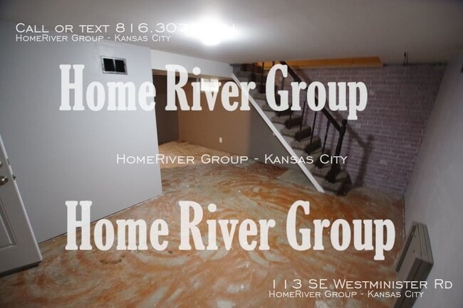 Building Photo - Blue Springs Location - Priced to MOVE!