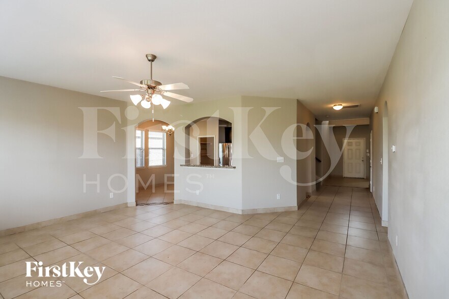 Building Photo - 5906 Watford Bend