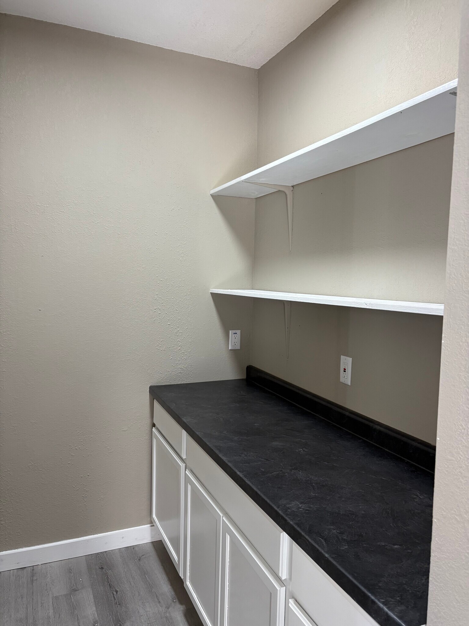 Building Photo - 1433 N 39th St