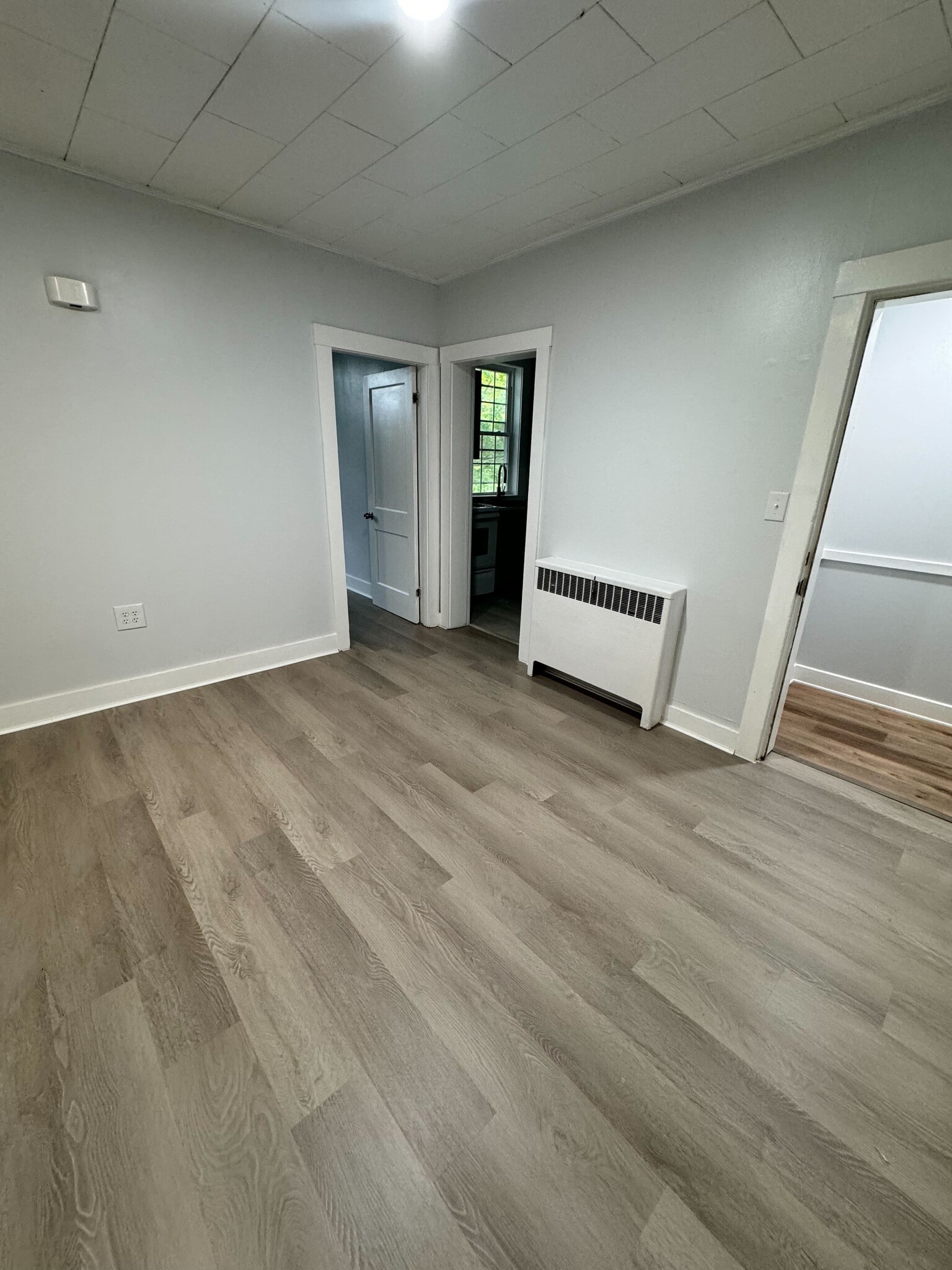 Building Photo - 40 Pond St