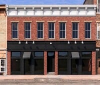 Building Photo - 25 1/2 S Main St