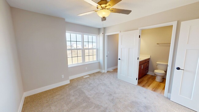 Building Photo - Brand New Three Bedroom Nevada Townhome Av...