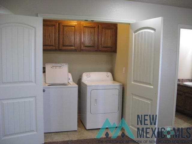 Building Photo - 105 Gayland Dr