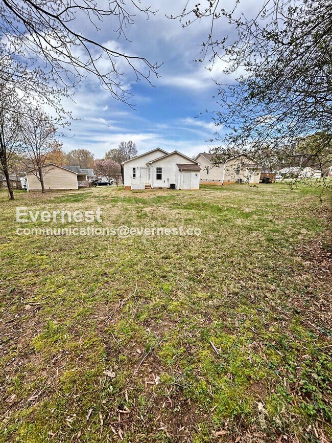 Building Photo - 2320 Spaugh Ct