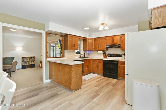 Building Photo - 104 Alissa Dr
