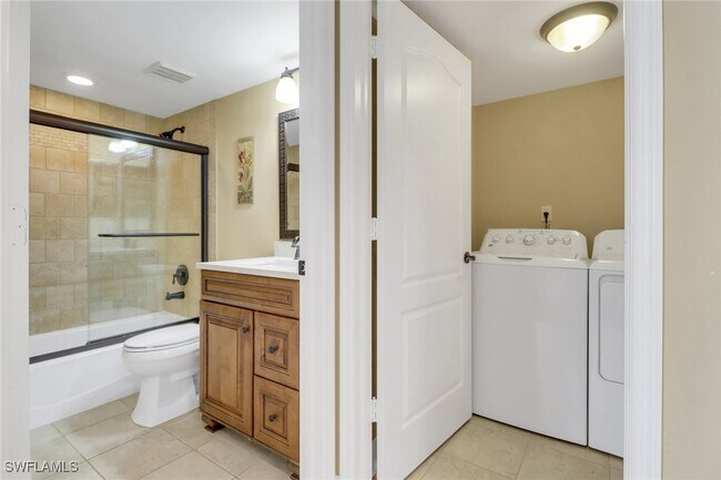 Building Photo - 7794 Emerald Cir