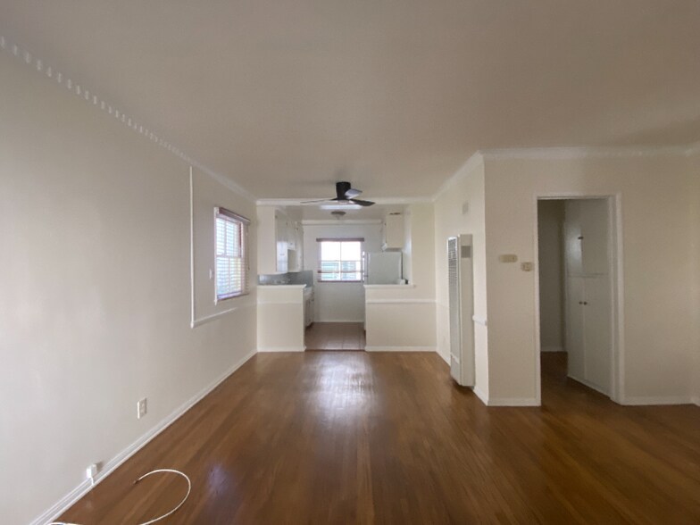 Building Photo - 222-228 Idaho Ave