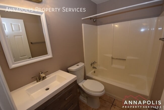 Building Photo - 451 Knottwood Ct