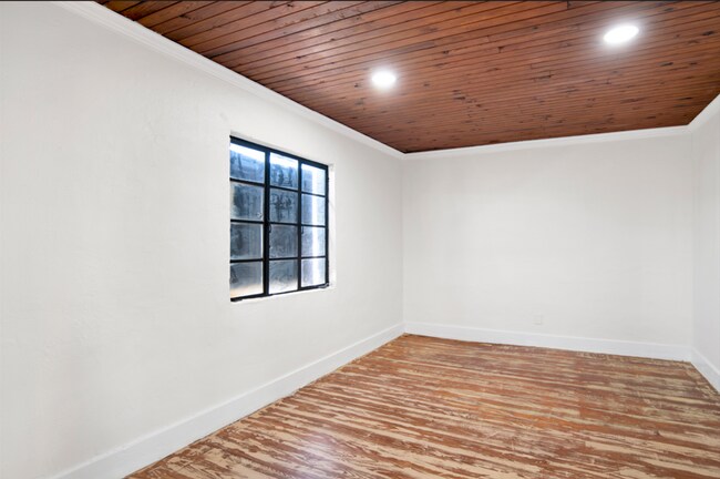 Building Photo - 4117 Barrancas Ave