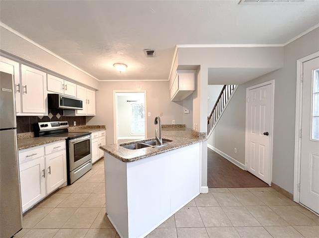 Building Photo - 4460 Junction Dr