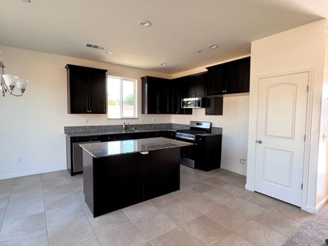 Building Photo - Coming Soon!