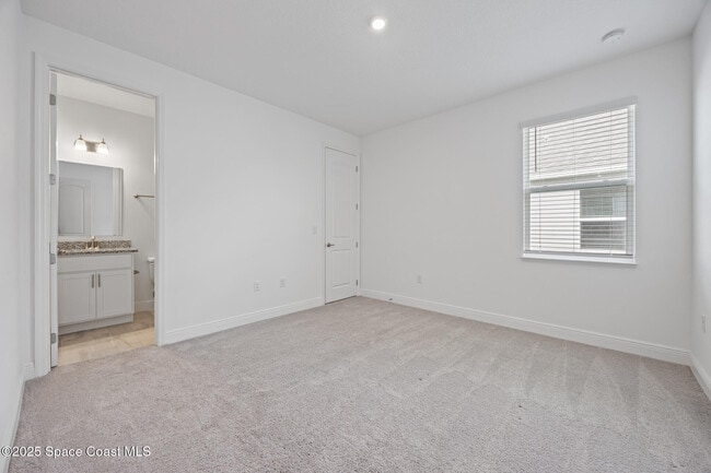 Building Photo - 3520 Rixford Way
