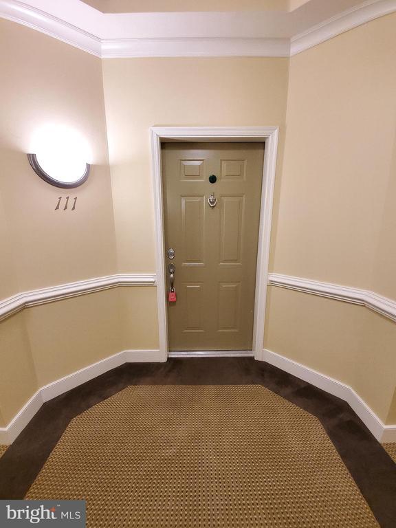 Building Photo - 2115 Ganton Green