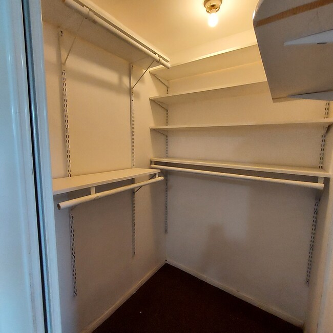 Walk-in closet pic #3 - 11938 Nava St