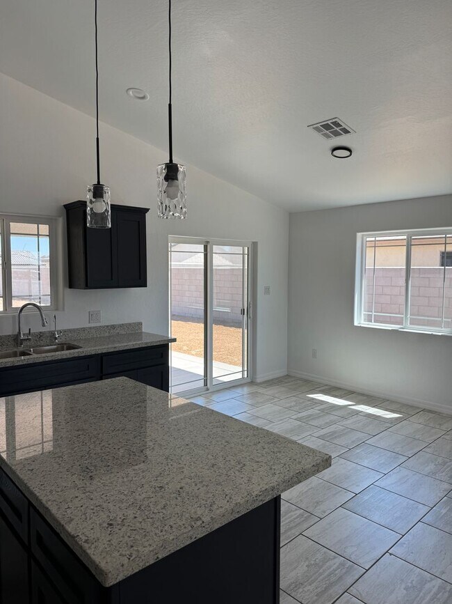 Building Photo - Brand New San Luis Three Bedroom Home