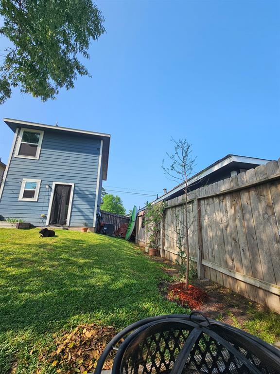 Building Photo - 16621 E Forrestal St