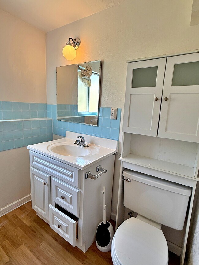 Building Photo - 2746 SE 73rd Ave