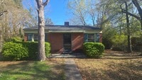 Building Photo - Forest Acres