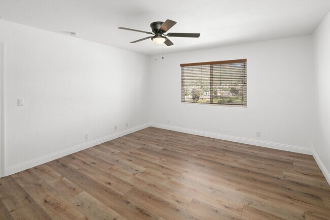 Building Photo - Immaculate, Serene, 2-Bed, 2-Bath Condo in highly sought after San Carlos area in San Diego CA