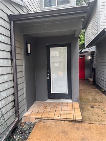 Building Photo - 3321 Oak Grove Ave