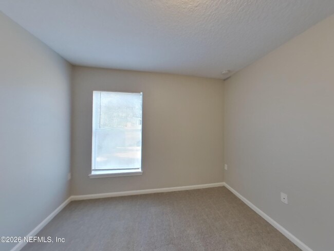 Building Photo - 5555 Village Pond Cir