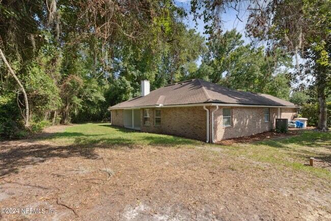 Building Photo - 1181 Westwood Dr