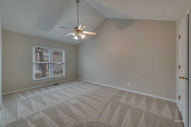 Building Photo - 1080 Rockport Dr